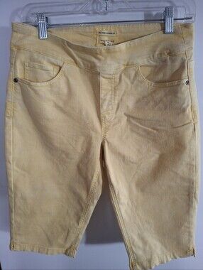 Westbound Pale Yellow Women’s Relaxed Denim Shorts